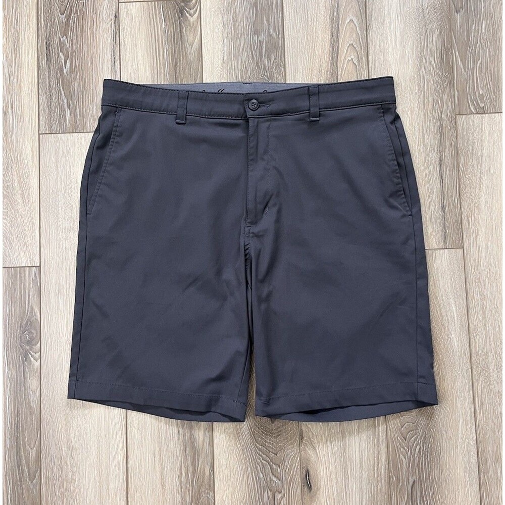 Ben Hogan Gray Chino Performance Golf Shorts Mens Sz 34” x 8” Stretch Pockets